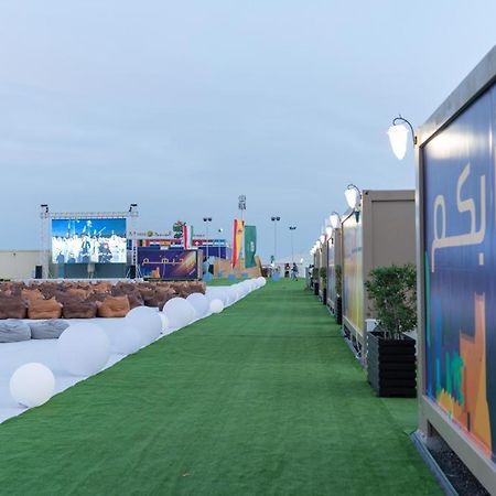 Fan Village Cabins Free Zone Doha Exterior photo