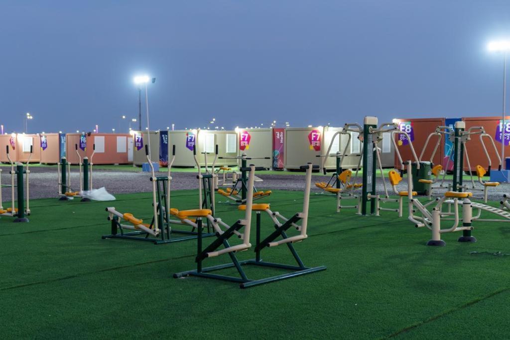 Fan Village Cabins Free Zone Doha Exterior photo